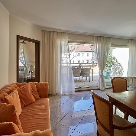 Beek By Anna Hotel 3*