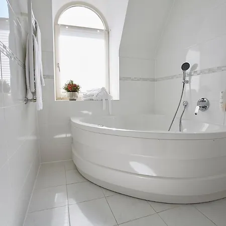 ホテル Beek By Anna 3*