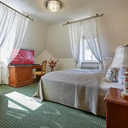 ホテル Beek By Anna 3*